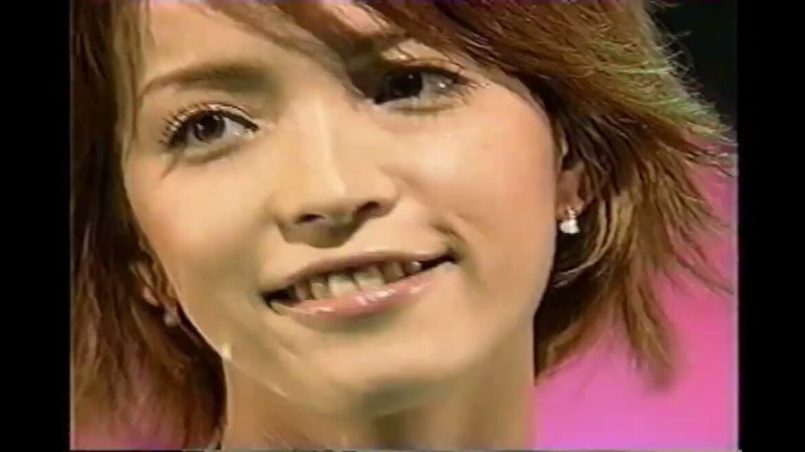 知念里奈　Baby Love（ベイビー・ラブ）